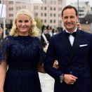 Gjestene ankommer operaen: Kronprins Haakon og Kronprinsesse Mette-Marit. Foto: Jon Olav Nesvold / NTB scanpix